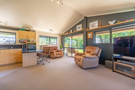 Photo of property in 3 Meehan Place, Makikihi, Timaru, 7971