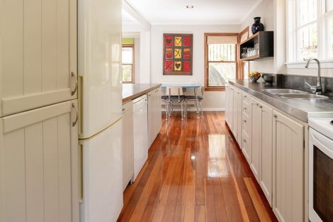 Photo of property in 38 Sidlaw Street, Strathmore Park, Wellington, 6022