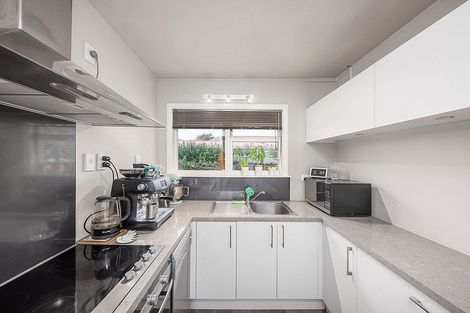 Photo of property in 2/16a Maidstone Road, Ilam, Christchurch, 8041