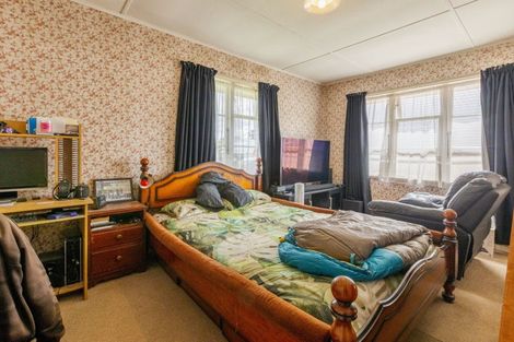 Photo of property in 42 Barker Road, Marewa, Napier, 4110