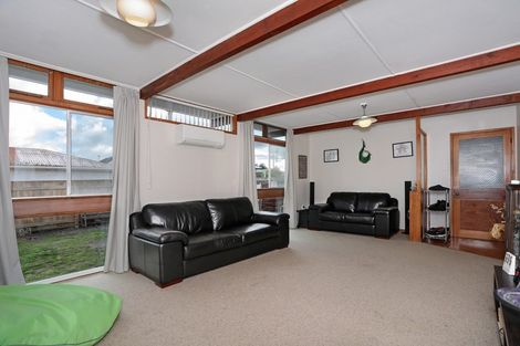 Photo of property in 12 Totara Street, Marton, 4710
