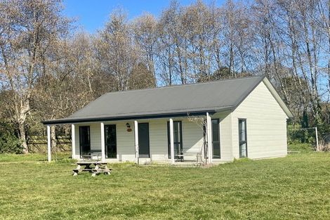 Photo of property in 47 Kebbell Terrace, Ohau, Levin, 5570