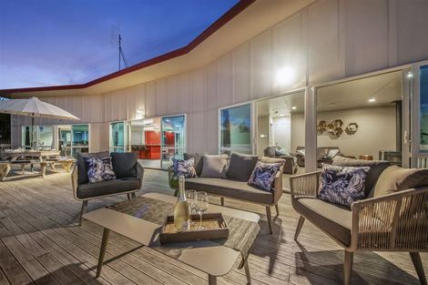 Photo of property in 7 Trillick Place, Tuakau, 2121