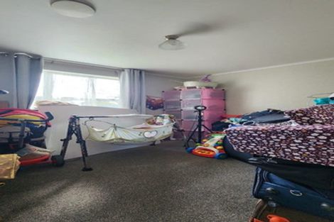 Photo of property in 10 Nandana Drive, Glen Eden, Auckland, 0602