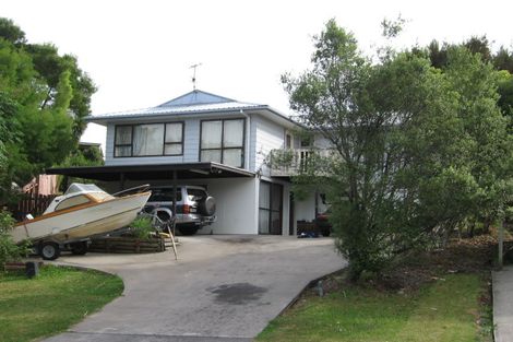 Photo of property in 10 Midgley Road, West Harbour, Auckland, 0618