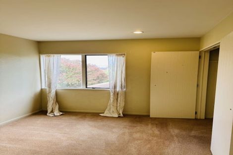 Photo of property in 1/1 Saint Clair Place, Browns Bay, Auckland, 0630