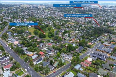 Photo of property in 7c Hewlett Road, Massey, Auckland, 0614