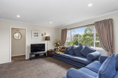 Photo of property in 9 Meadowviews Drive, Welcome Bay, Tauranga, 3112