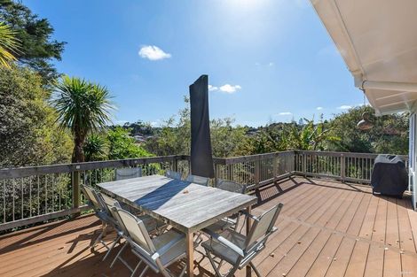 Photo of property in 18 Madison Place, Forrest Hill, Auckland, 0620