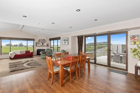 Photo of property in 413a Baylys Coast Road, Dargaville, 0377