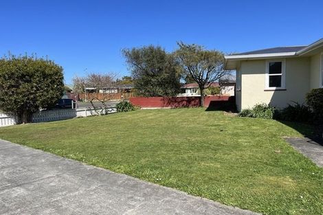Photo of property in 18 Piper Place, Roslyn, Palmerston North, 4414