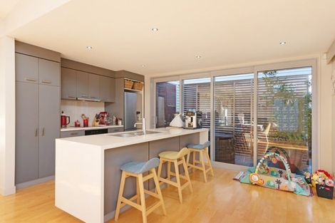 Photo of property in 10 Boardwalk Lane, Seatoun, Wellington, 6022