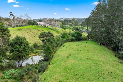 Photo of property in 408 Paremoremo Road, Paremoremo, Auckland, 0632