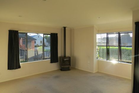 Photo of property in 11 Cumbria Way, Hamilton East, Hamilton, 3216