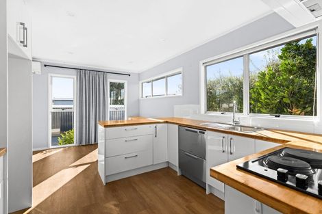 Photo of property in 12a Barnett Place, Pirimai, Napier, 4112
