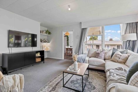 Photo of property in 16 Kotuku Place, Tokoroa, 3420