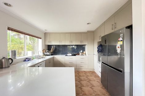 Photo of property in 30 Venus Place, Half Moon Bay, Auckland, 2012