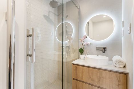 Photo of property in 16d Killarney Street, Takapuna, 0622