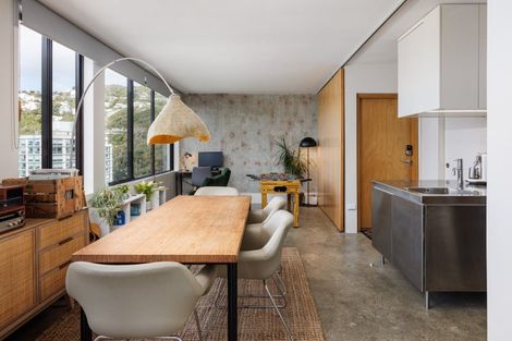 Photo of property in 2f5 Oriental Terrace, Mount Victoria, Wellington, 6011
