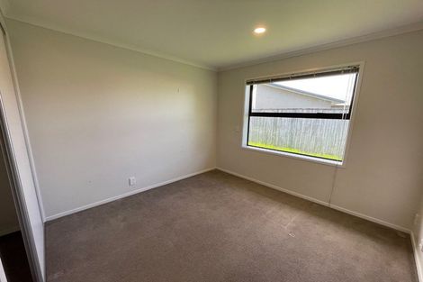 Photo of property in 63 Pyle Road West, One Tree Point, 0118