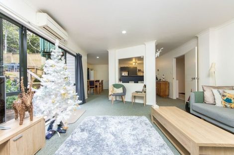 Photo of property in 6/86 Kauri Road, Birkenhead, Auckland, 0626