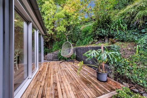 Photo of property in 30 Coote Road, Bluff Hill, Napier, 4110