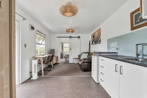 Photo of property in 16 Kawei Road, Ohawe, Hawera, 4671