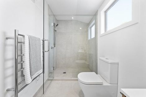 Photo of property in 16c Bass Street, Woolston, Christchurch, 8062
