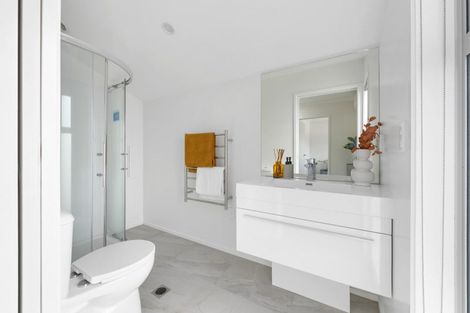 Photo of property in 22u4 Thomson Avenue, Dinsdale, Hamilton, 3204