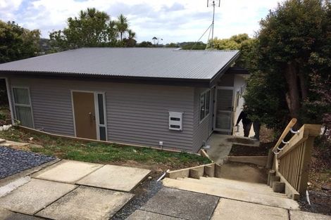 Photo of property in 34 Tamahere Drive, Glenfield, Auckland, 0629