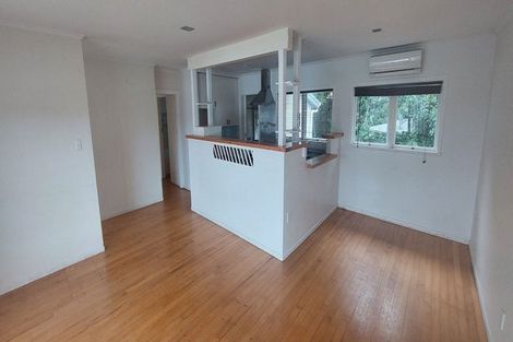 Photo of property in 13 Tyne Road, Forrest Hill, Auckland, 0620