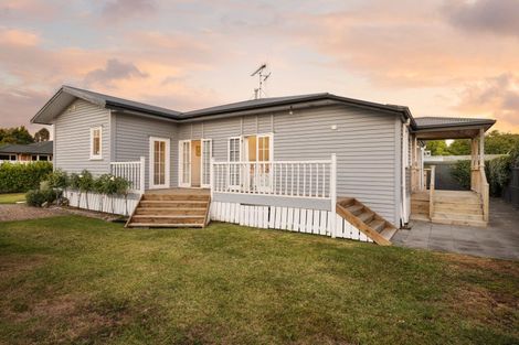 Photo of property in 23 Williams Street, Cambridge, 3434