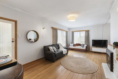 Photo of property in 16 Tawa Street, Levin, 5510