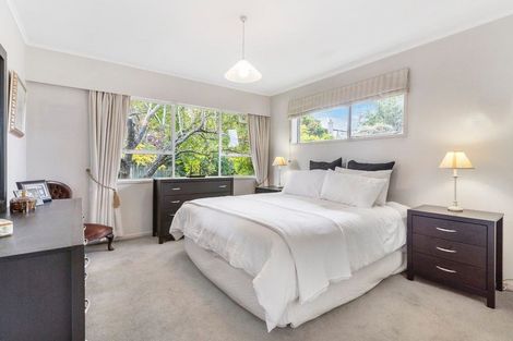 Photo of property in 1/98 Lincoln Park Avenue, Massey, Auckland, 0614