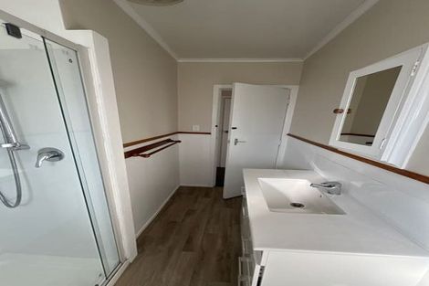 Photo of property in 1063a Fergusson Drive, Clouston Park, Upper Hutt, 5018