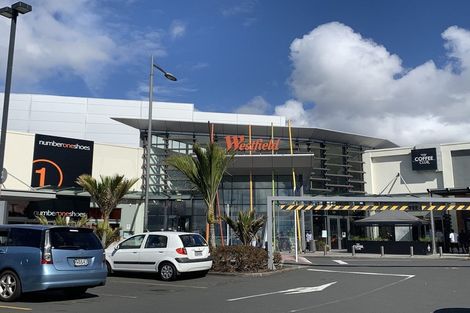 Photo of property in 2k/18 Ronwood Avenue, Manukau, Auckland, 2104