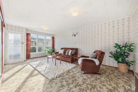 Photo of property in 2/49 Garden Road, Avalon, Lower Hutt, 5011