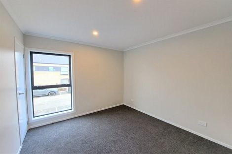 Photo of property in 2/125b Metcalfe Road, Ranui, Auckland, 0612