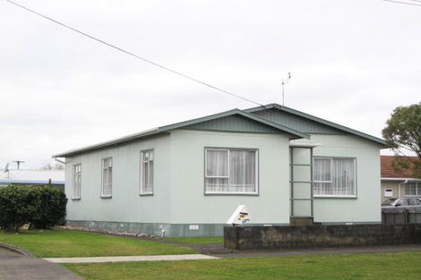 Photo of property in 2/55 Doone Street, Lynmouth, New Plymouth, 4310