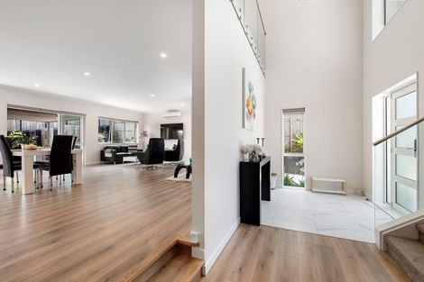 Photo of property in 16 Harvest Avenue, Orewa, 0931