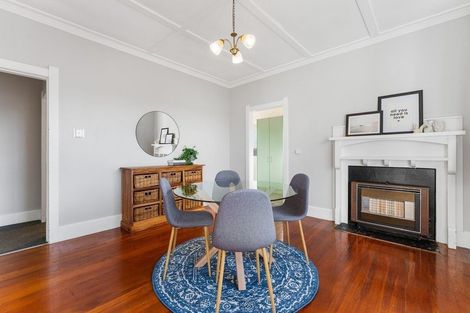 Photo of property in 72 Great North Road, Saint Johns Hill, Whanganui, 4500