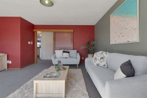Photo of property in 18 Peer Street, Upper Riccarton, Christchurch, 8041
