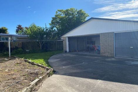 Photo of property in 294 Main North Road, Redwood, Christchurch, 8051