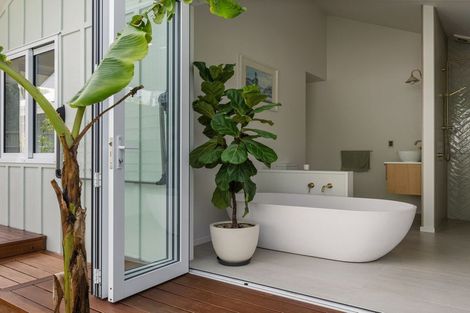 Photo of property in 157 Harris Street, Inner Kaiti, Gisborne, 4010