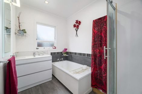 Photo of property in 26 Hillcrest Avenue, Hillcrest, Rotorua, 3015