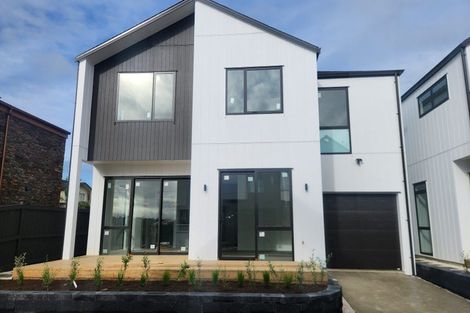 Photo of property in 15 Matterhorn Crescent, Northpark, Auckland, 2013