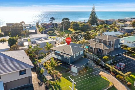 Photo of property in 1055 Papamoa Beach Road, Papamoa Beach, Papamoa, 3118