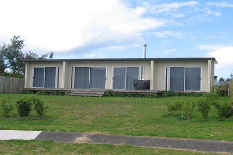Photo of property in 6a Triumph Dell, Pauanui, Hikuai, 3579