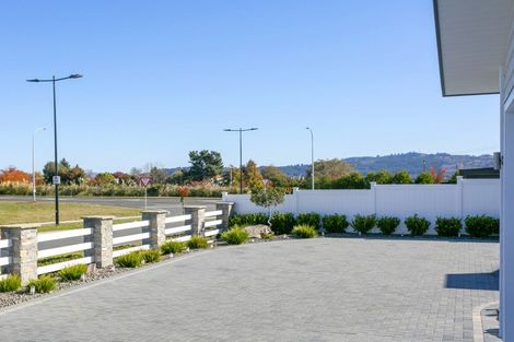 Photo of property in 1 Maunganamu Drive, Wharewaka, Taupo, 3330