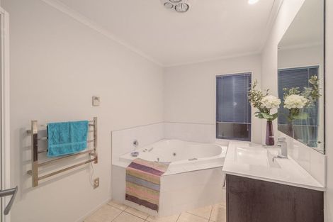 Photo of property in 5 Excalibur Place, Burwood, Christchurch, 8083